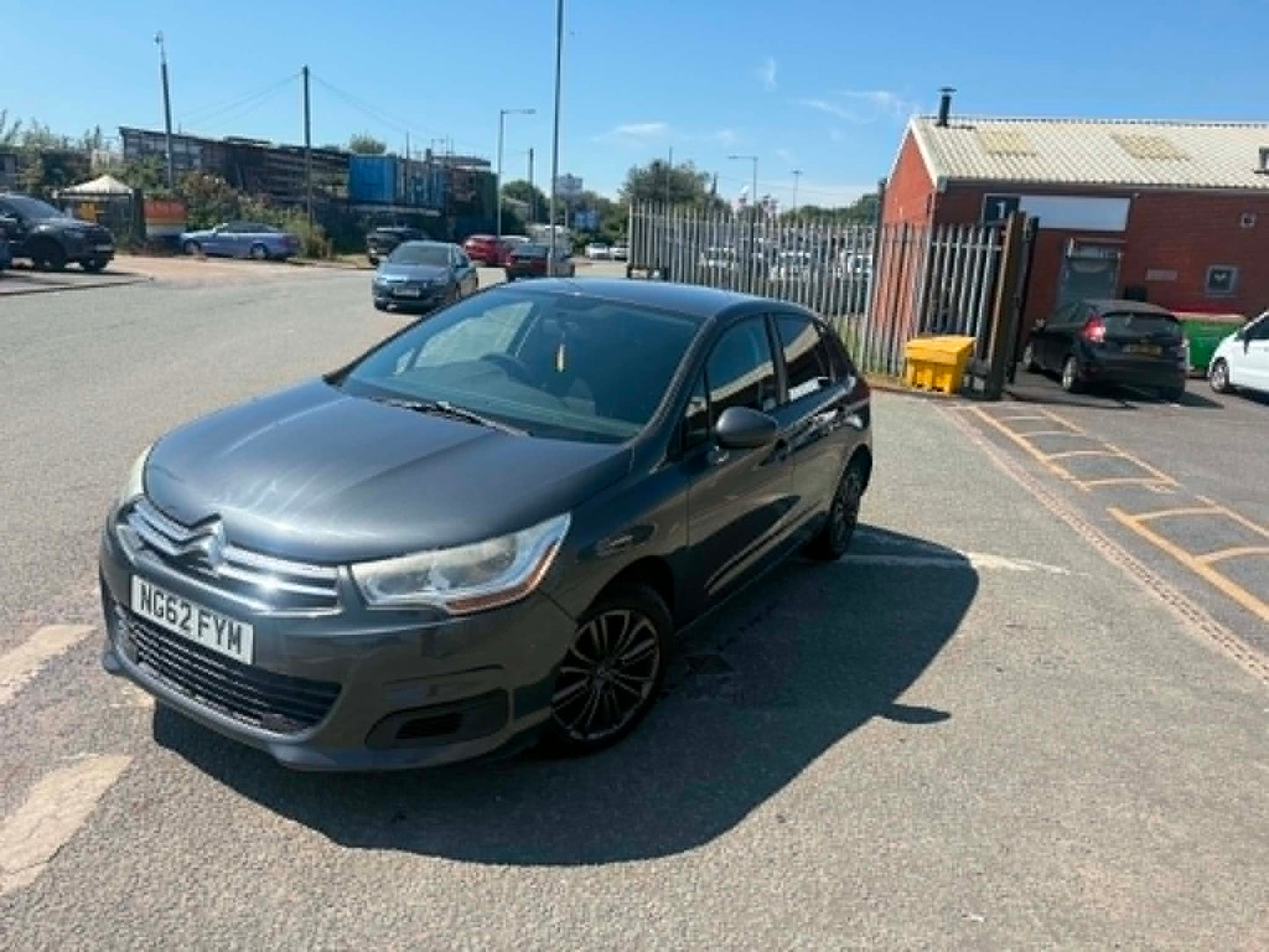 2013-CITROEN C4