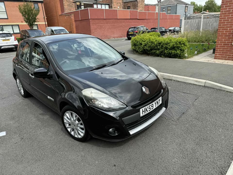 2010 - RENAULT CLIO