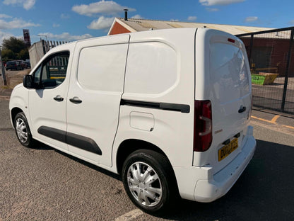2020-VAUXHALL COMBO VAN