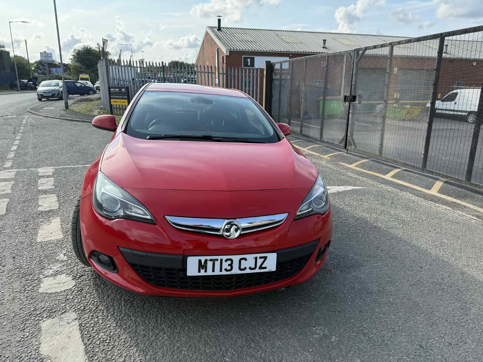 2013 - VAUXHALL ASTRA