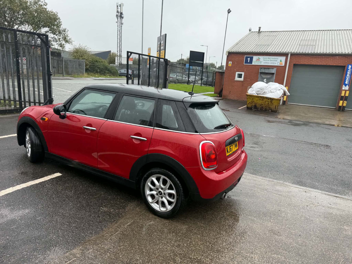 2017-MINI ONE