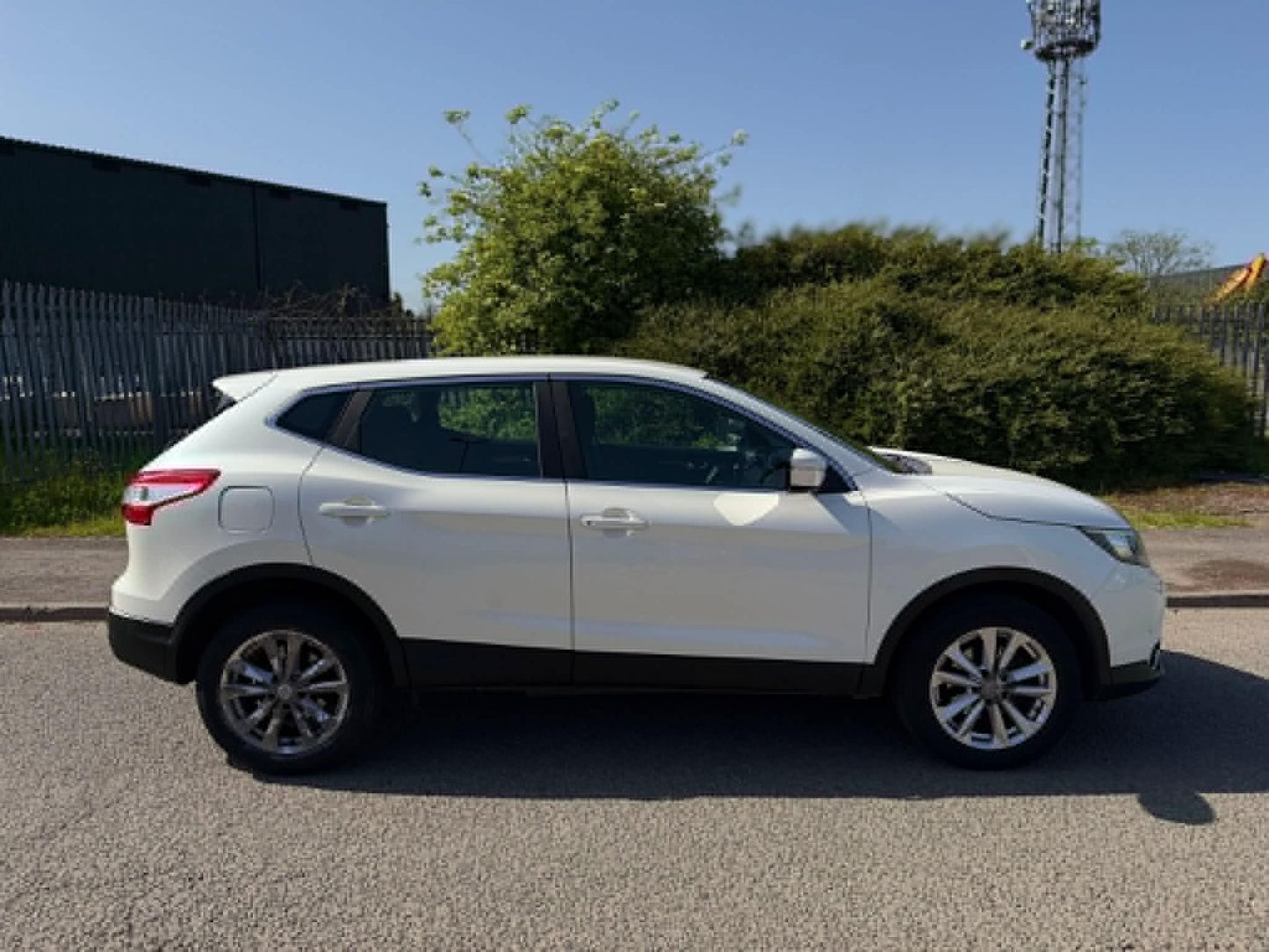 2014 - NISSAN QASHQAI