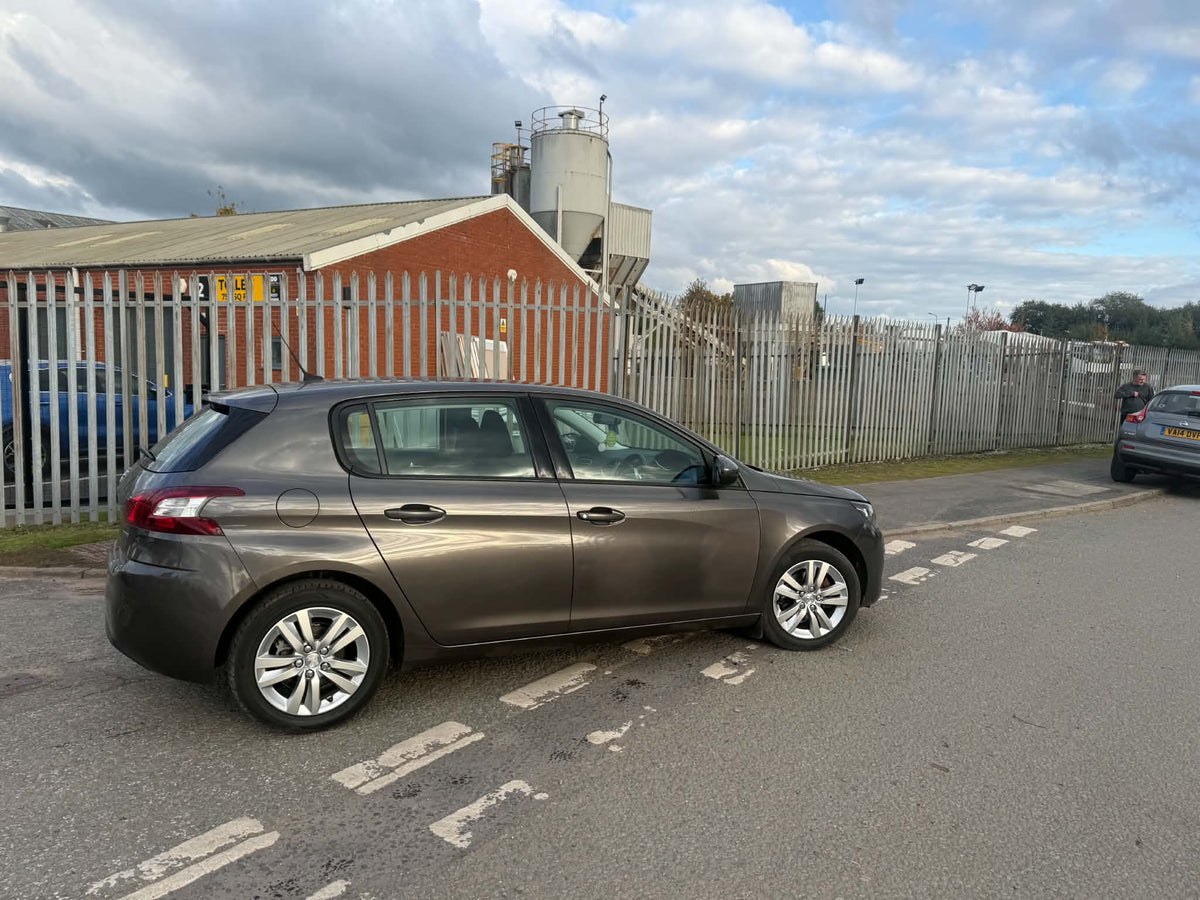2016-PEUGEOT 308