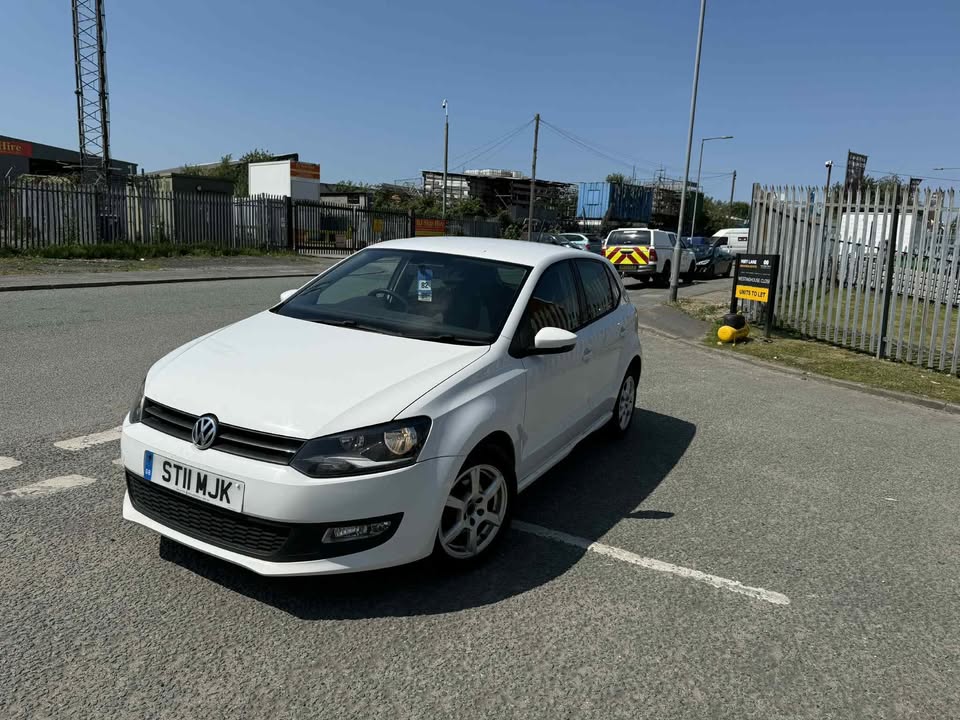2011 - VOLKSWAGEN POLO