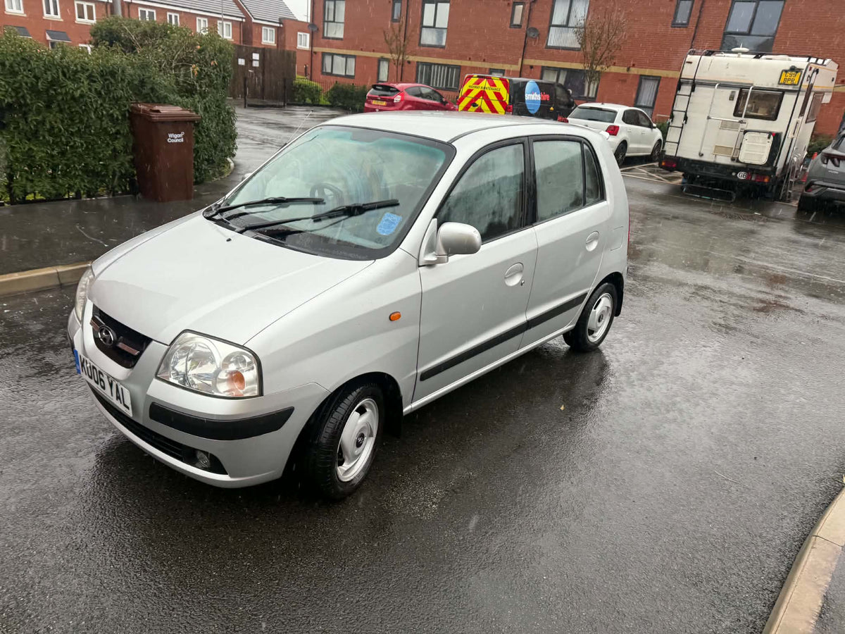 2006- HYUNDAI AMICA
