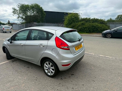 2011 - FORD FIESTA