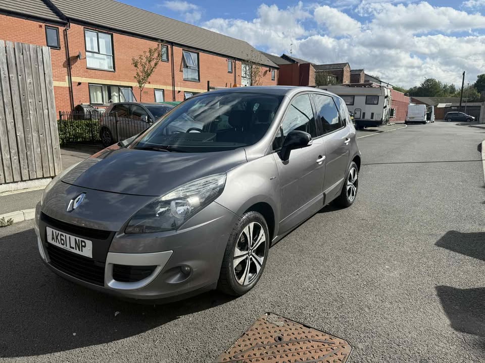 2011 - RENAULT SCENIC