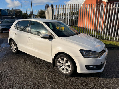 2011- VW POLO PETROL
