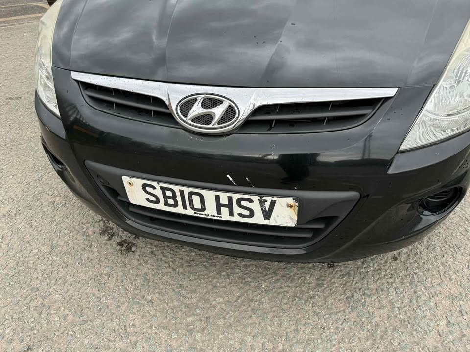 2010 - HYUNDAI I 20