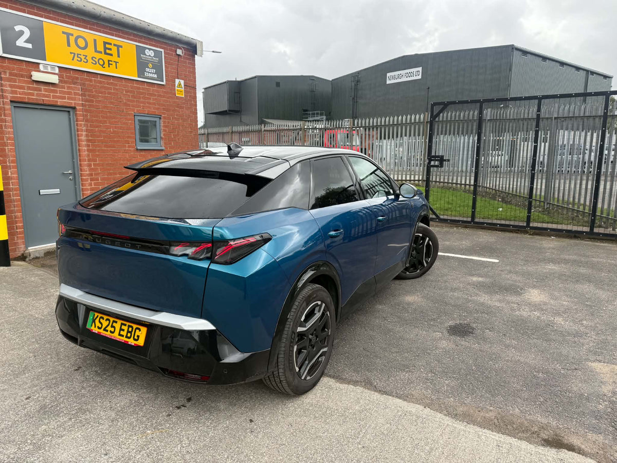 2025- PEUGEOT 3008 ELECTRIC