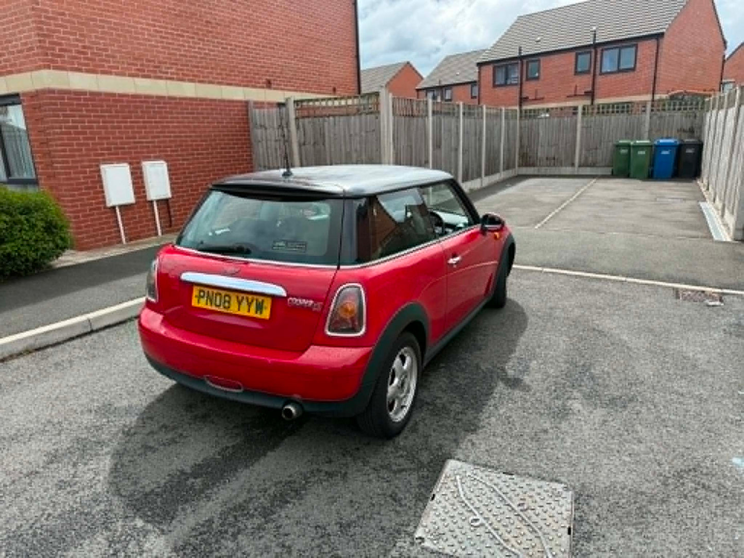 2008-MINI ONE