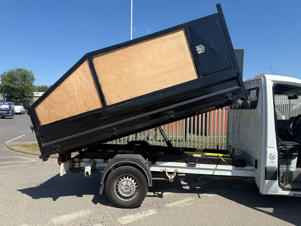 2017 - MERCEDES - BENZ SPRINTER TIPPER