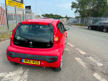 2011-PEUGEOT 107