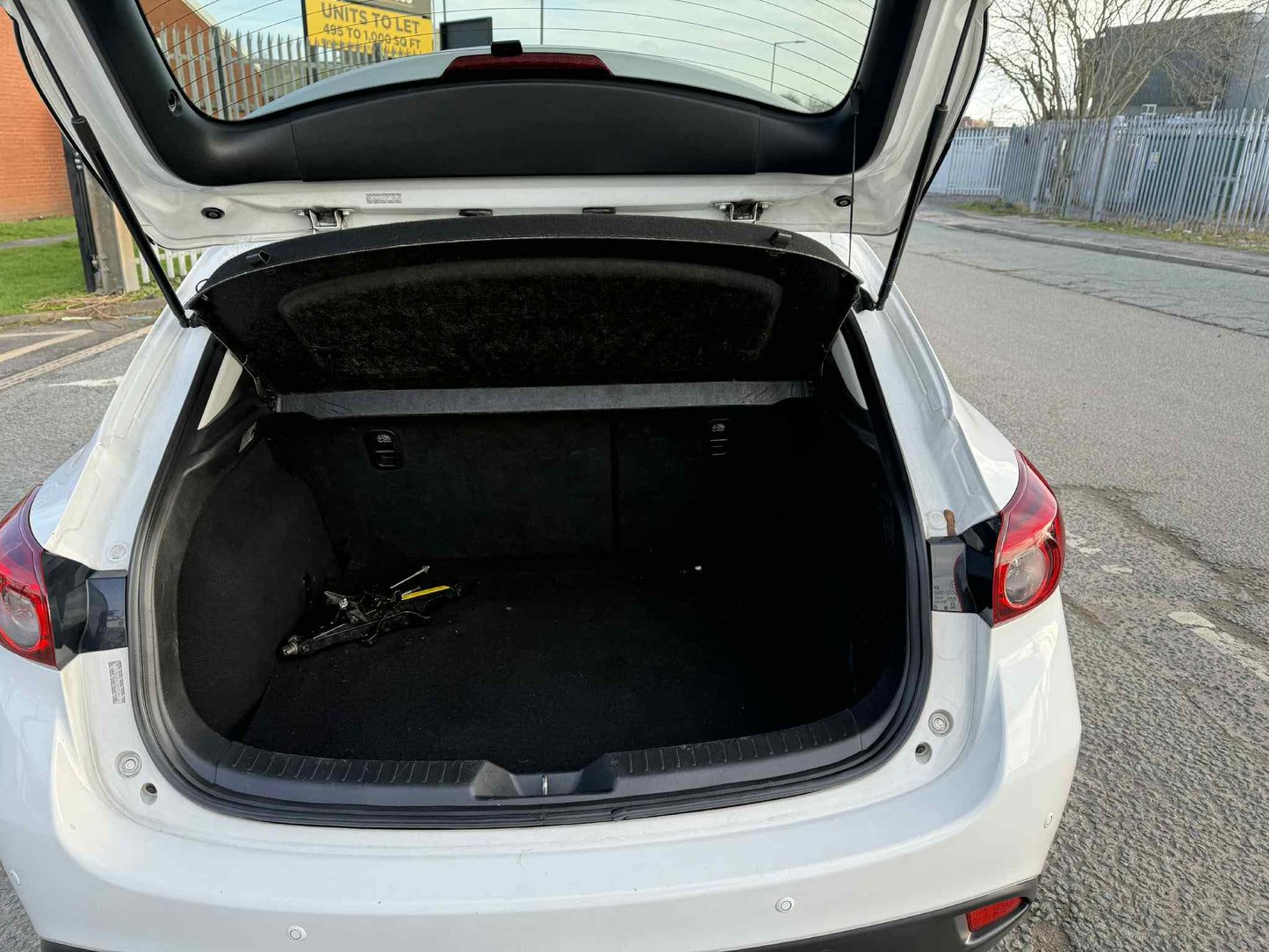 2015 - MAZDA 3 AUTOMATIC
