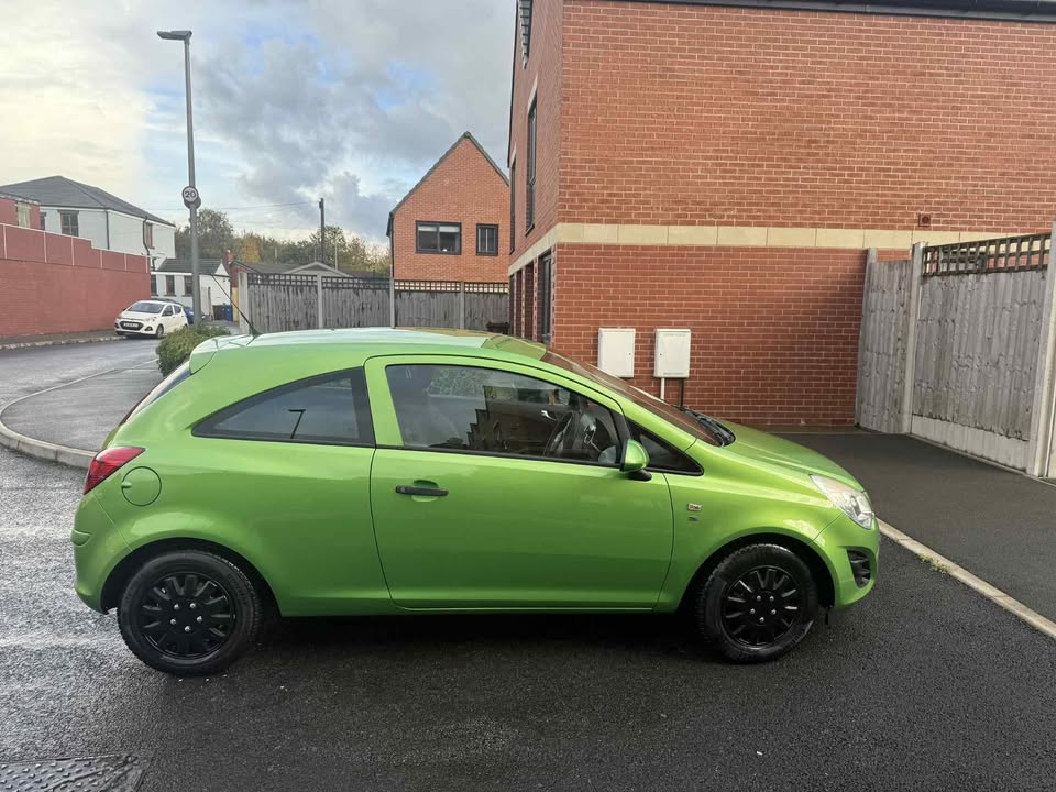 2012 - VAUXHALL CORSA