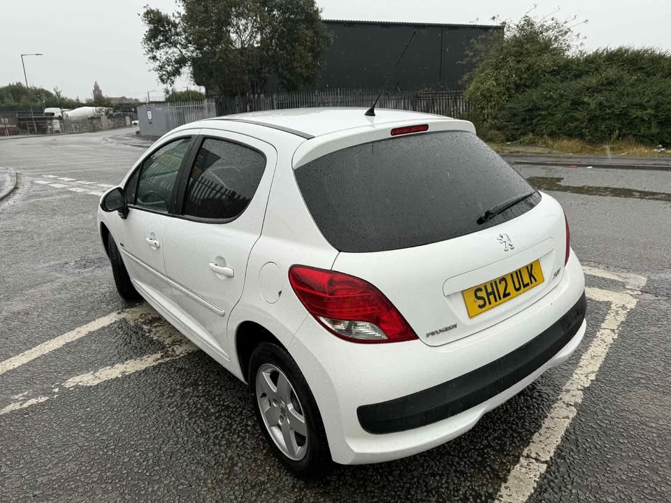 2012 -PEUGEOT 207