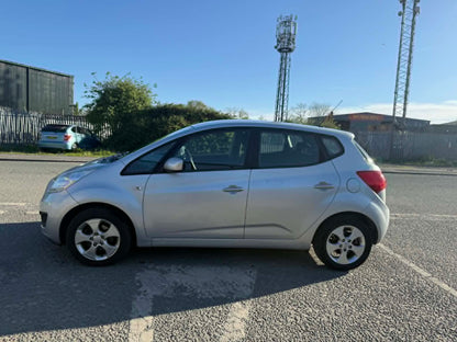 2010- KIA VENGA 2  LOW MILEAGE