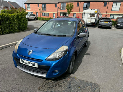 2011- RENAULT CLIO TOMTOM