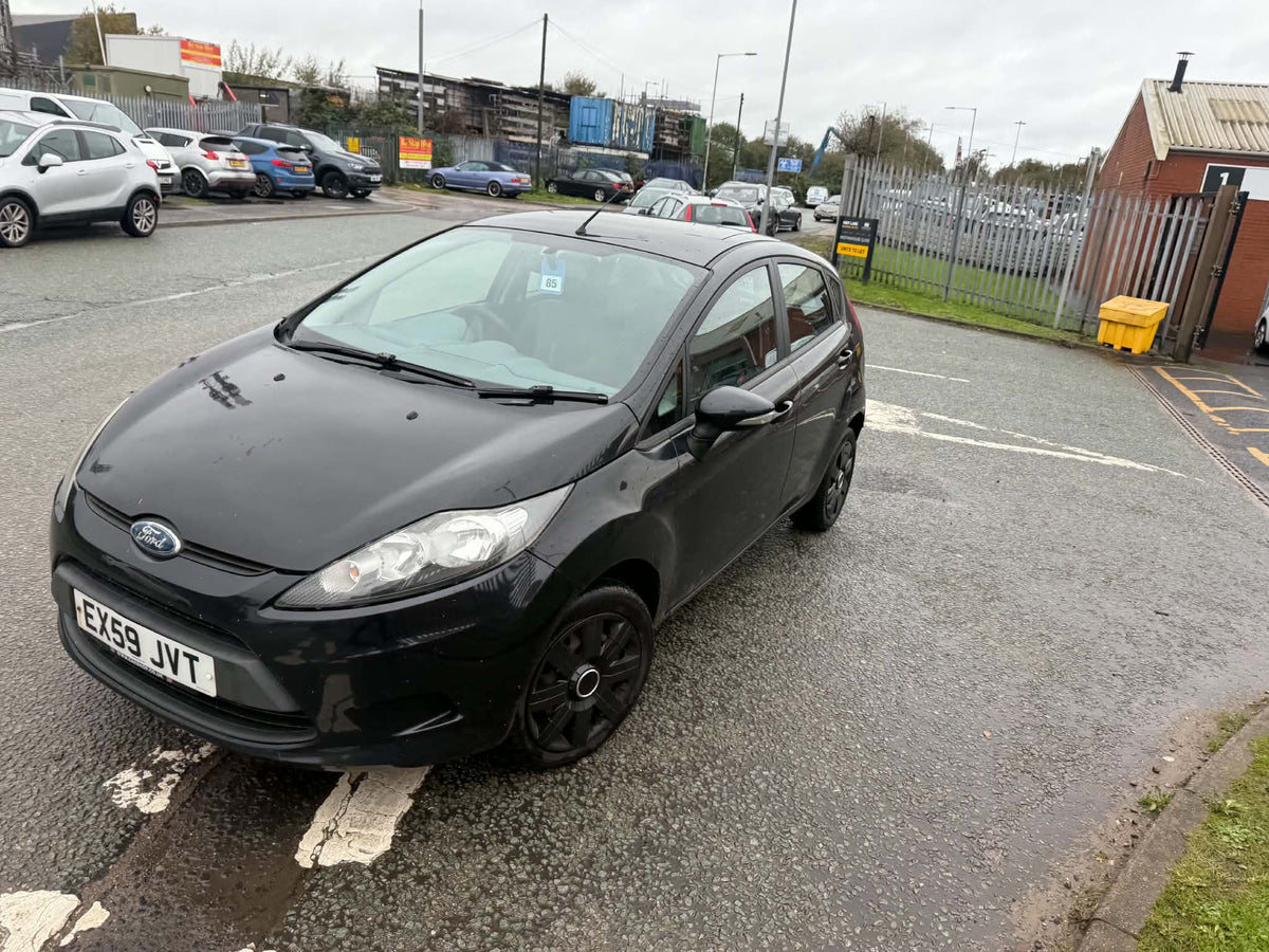 2009-FORD FIESTA