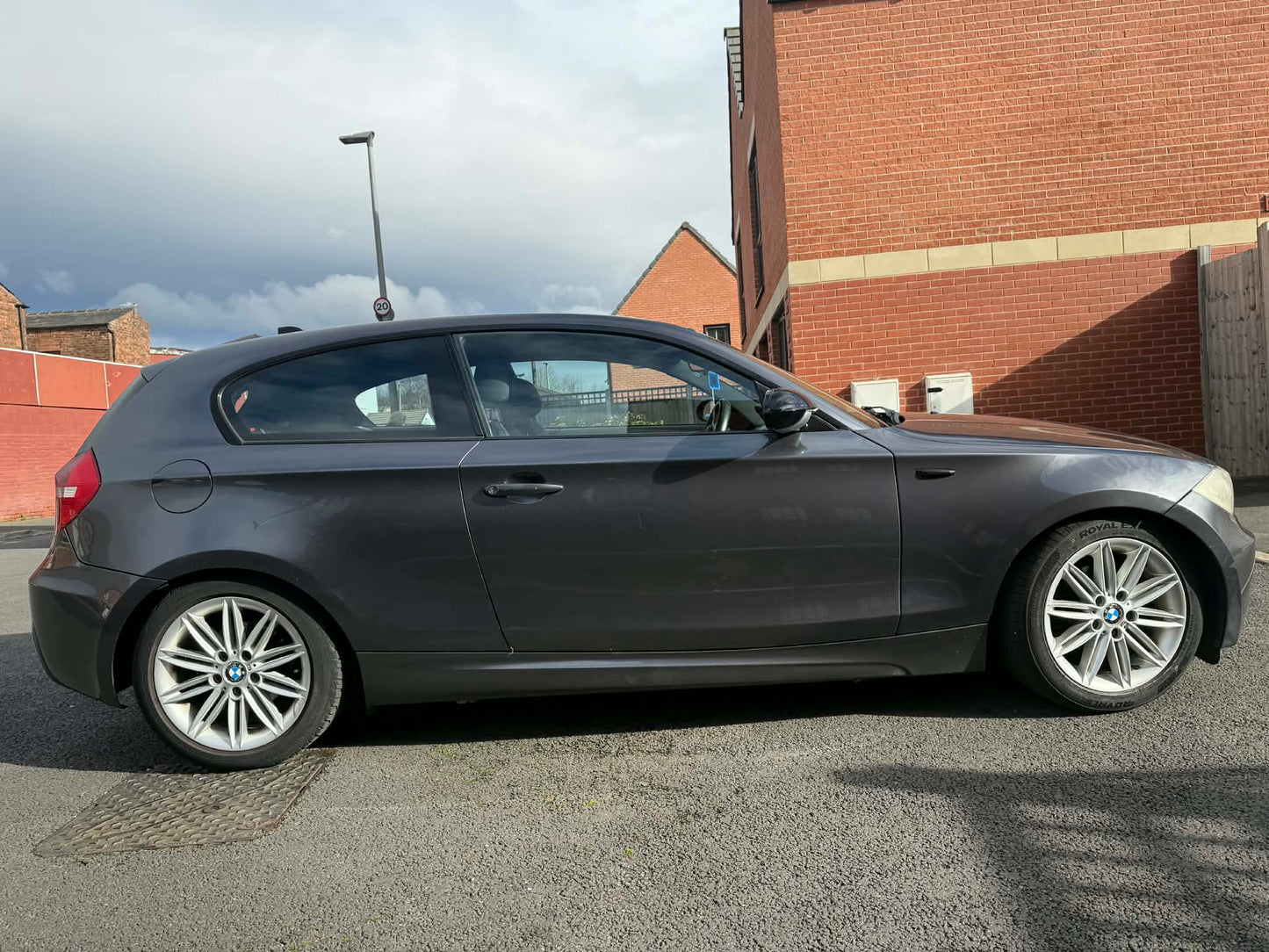 2008-BMW 1 SERIES