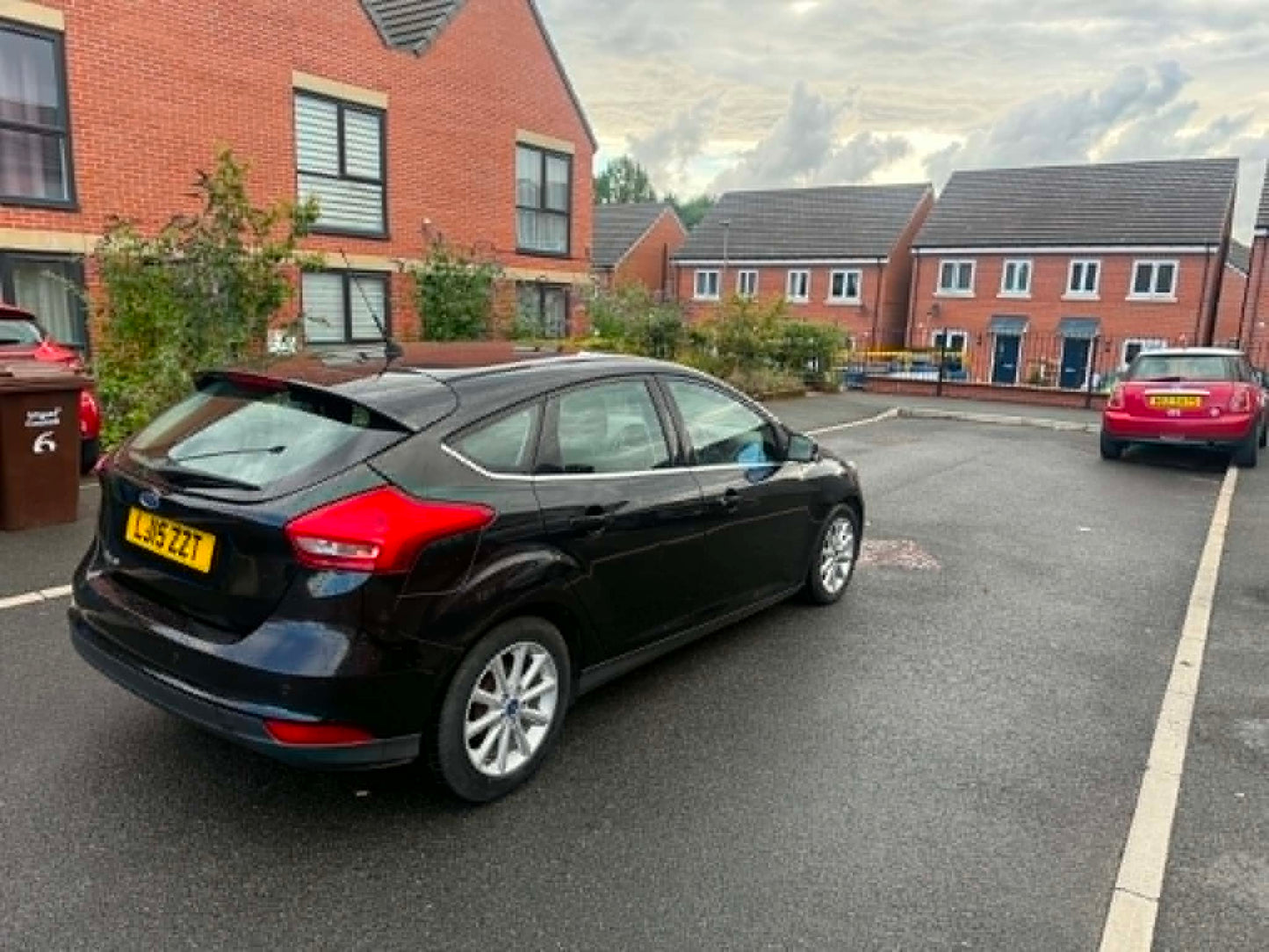 2015- FORD FOCUS