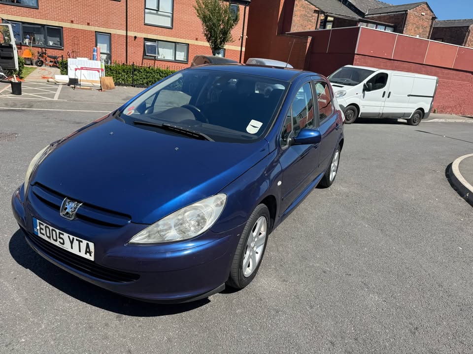 2005 -  PEUGEOT 307