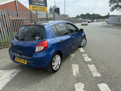 2010 - RENAULT CLIO