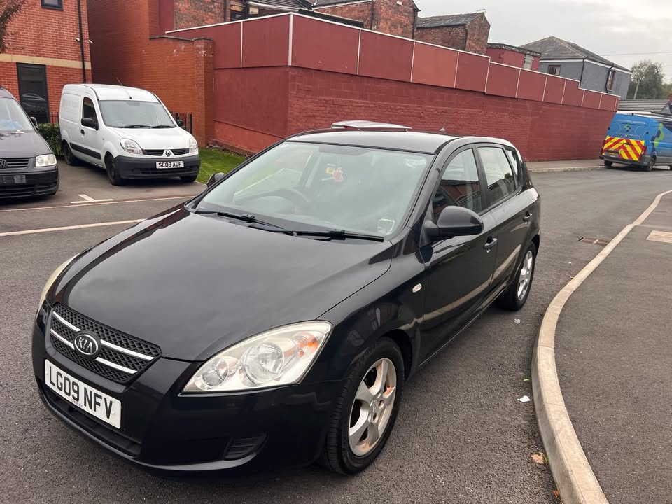 2009 - KIA CEED