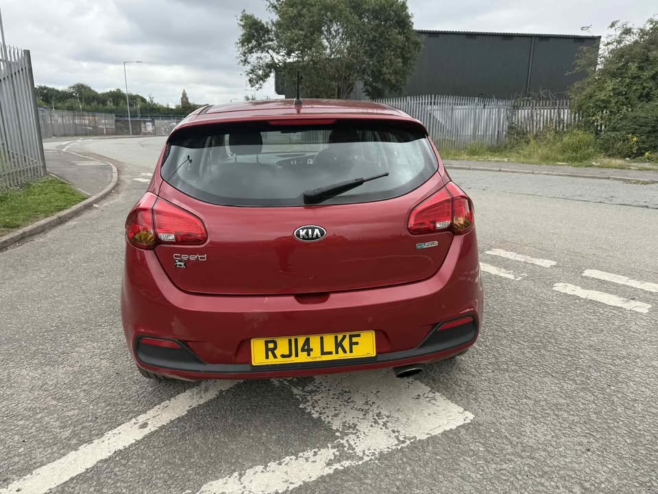 2014 - KIA CEED