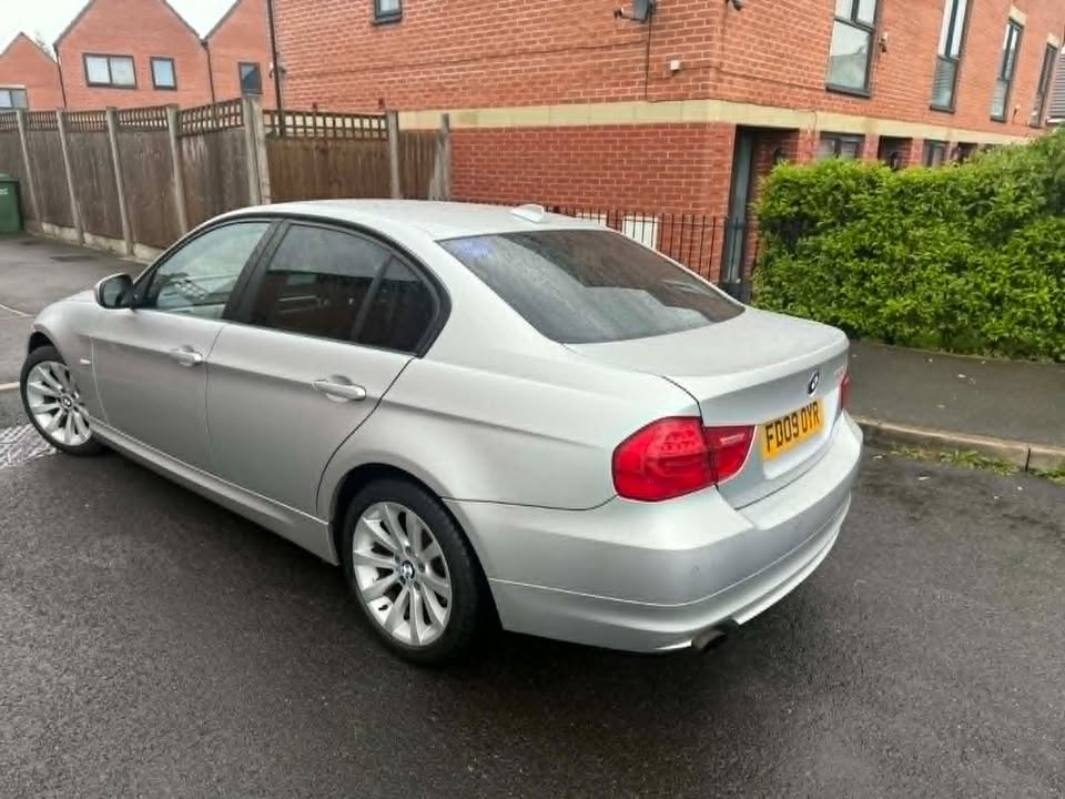 2009-BMW 3 SERIES