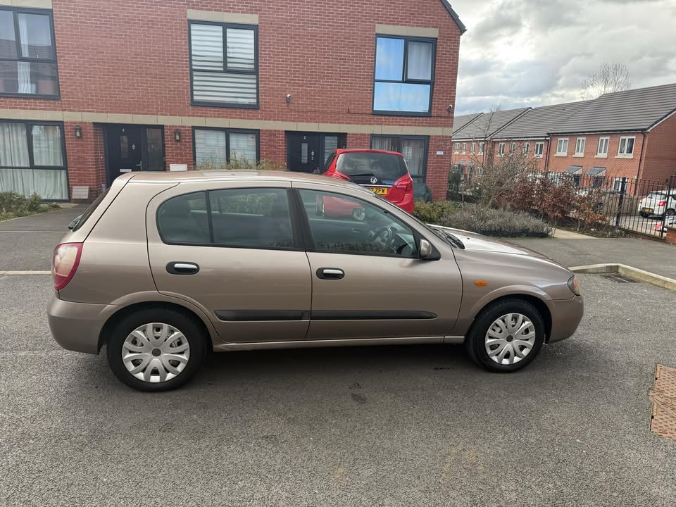 2005 - NISSAN ALMERA