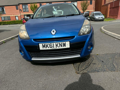 2011- RENAULT CLIO TOMTOM