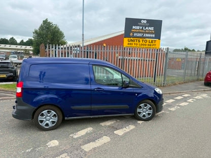 2015- FORD COURIER