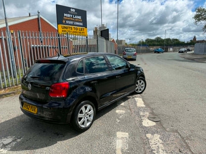 2013- VW POLO