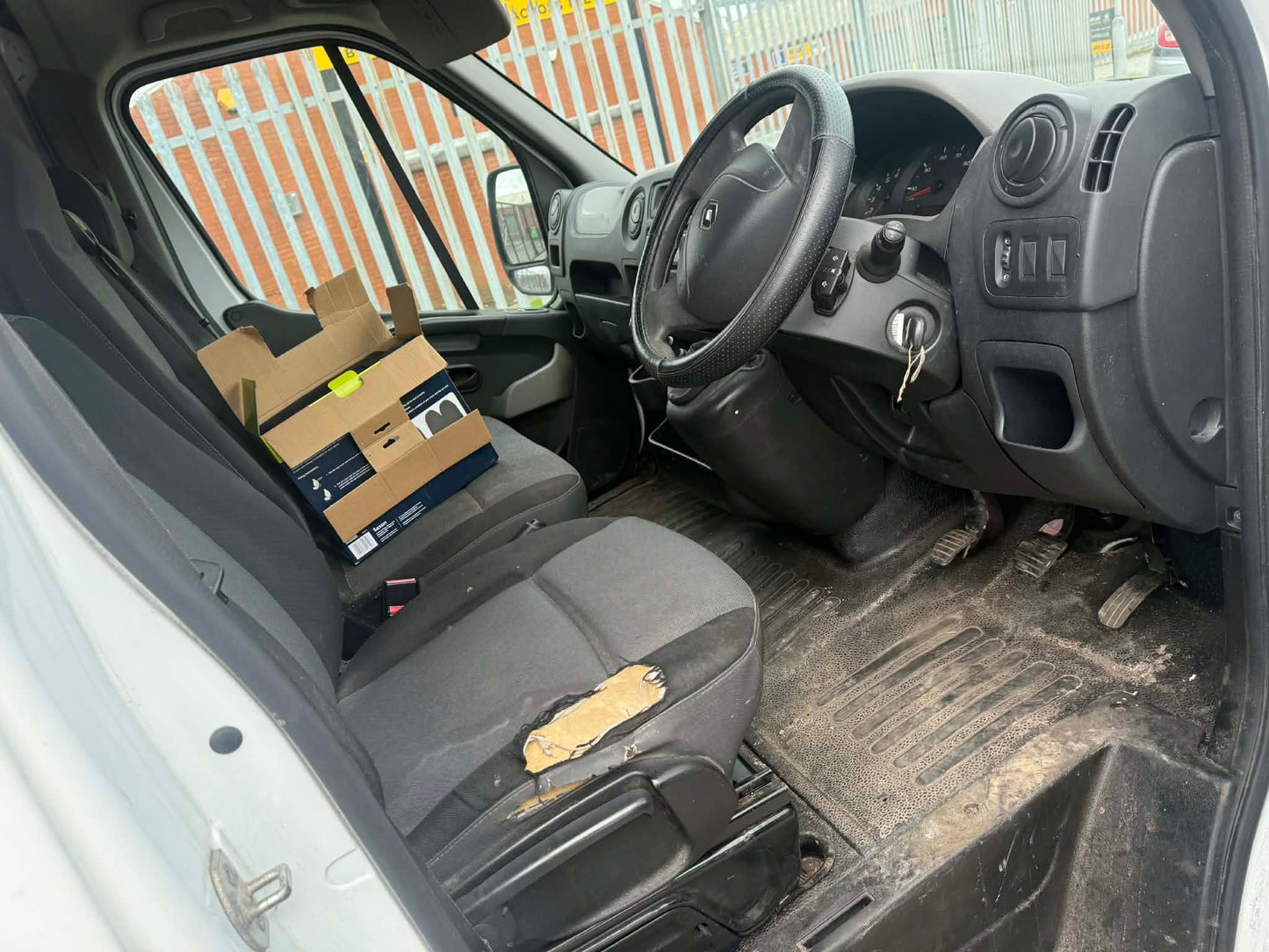 2013 RENAULT MASTER VAN