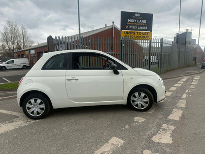 2013 - Fiat 500 Popular RHD