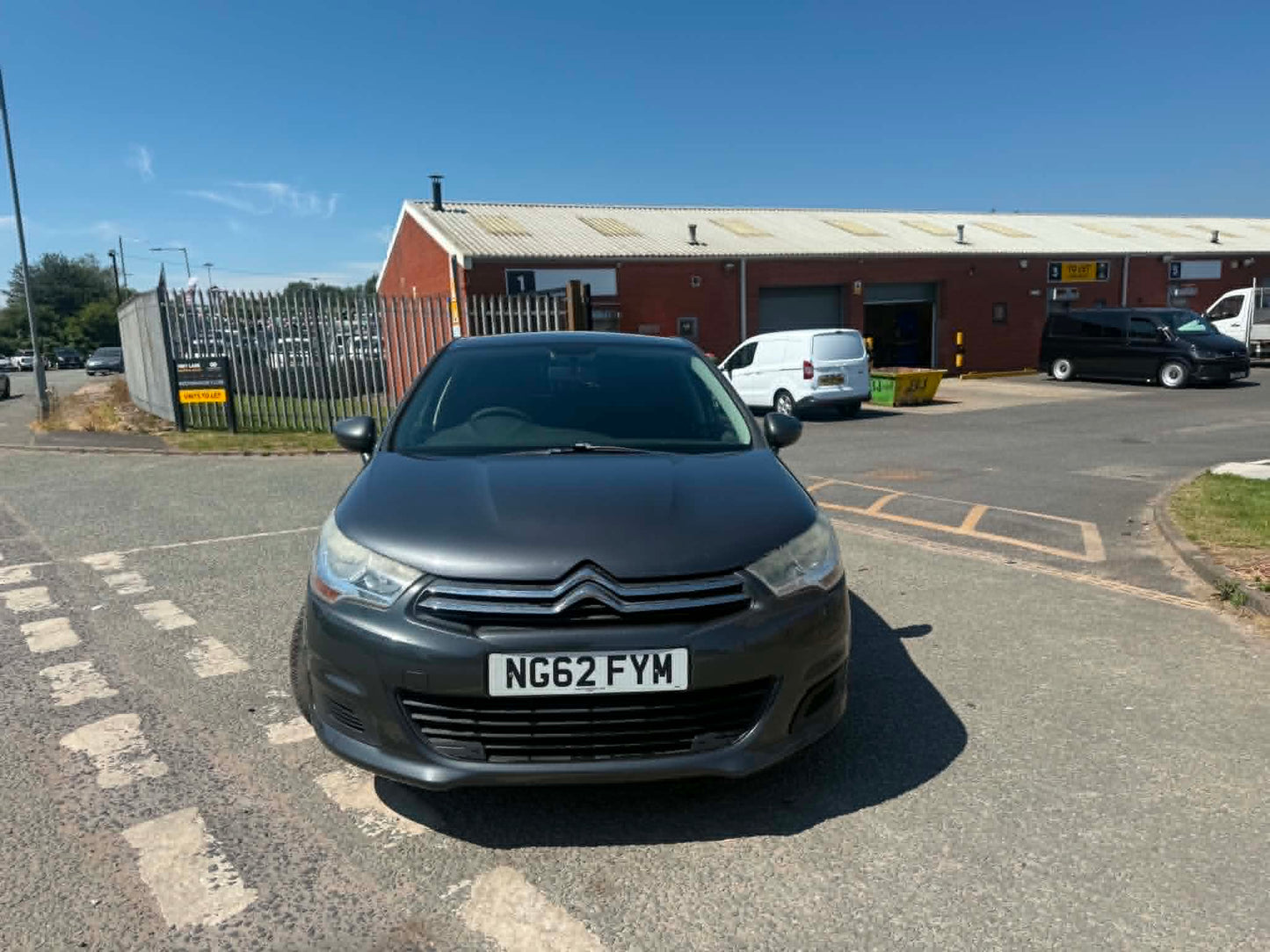 2013-CITROEN C4