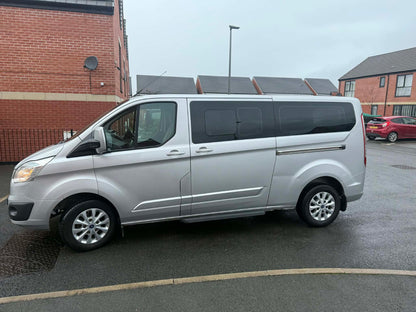 2014 - FORD TUSTOM 9 SEATER BUS