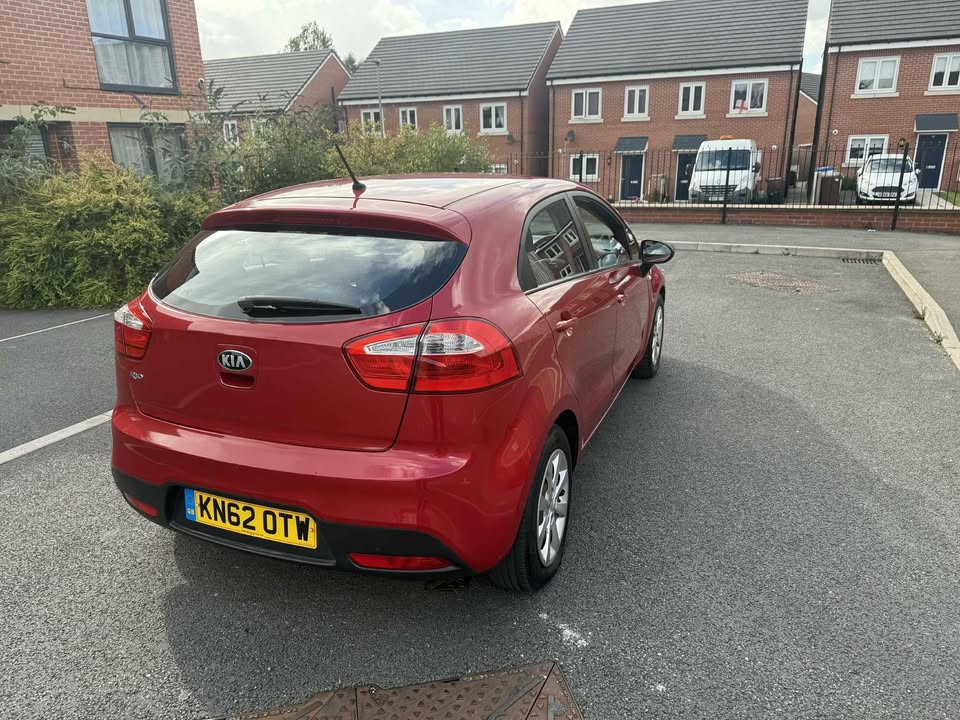 2012 - KIA RIO