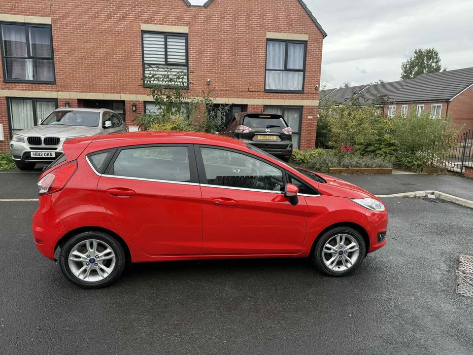 2016 - FORD FIESTA
