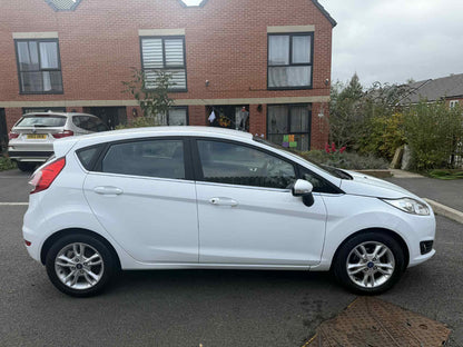 2015 - FORD FIESTA ZETEC