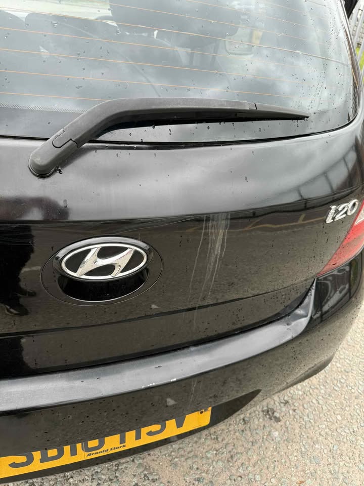 2010 - HYUNDAI I 20