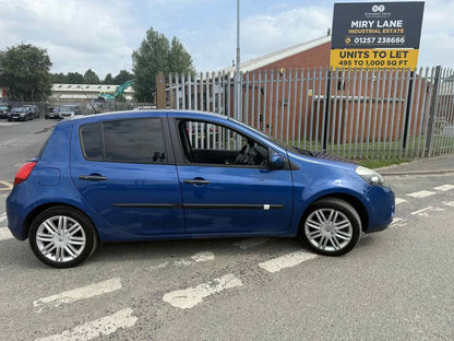 2010 - RENAULT CLIO