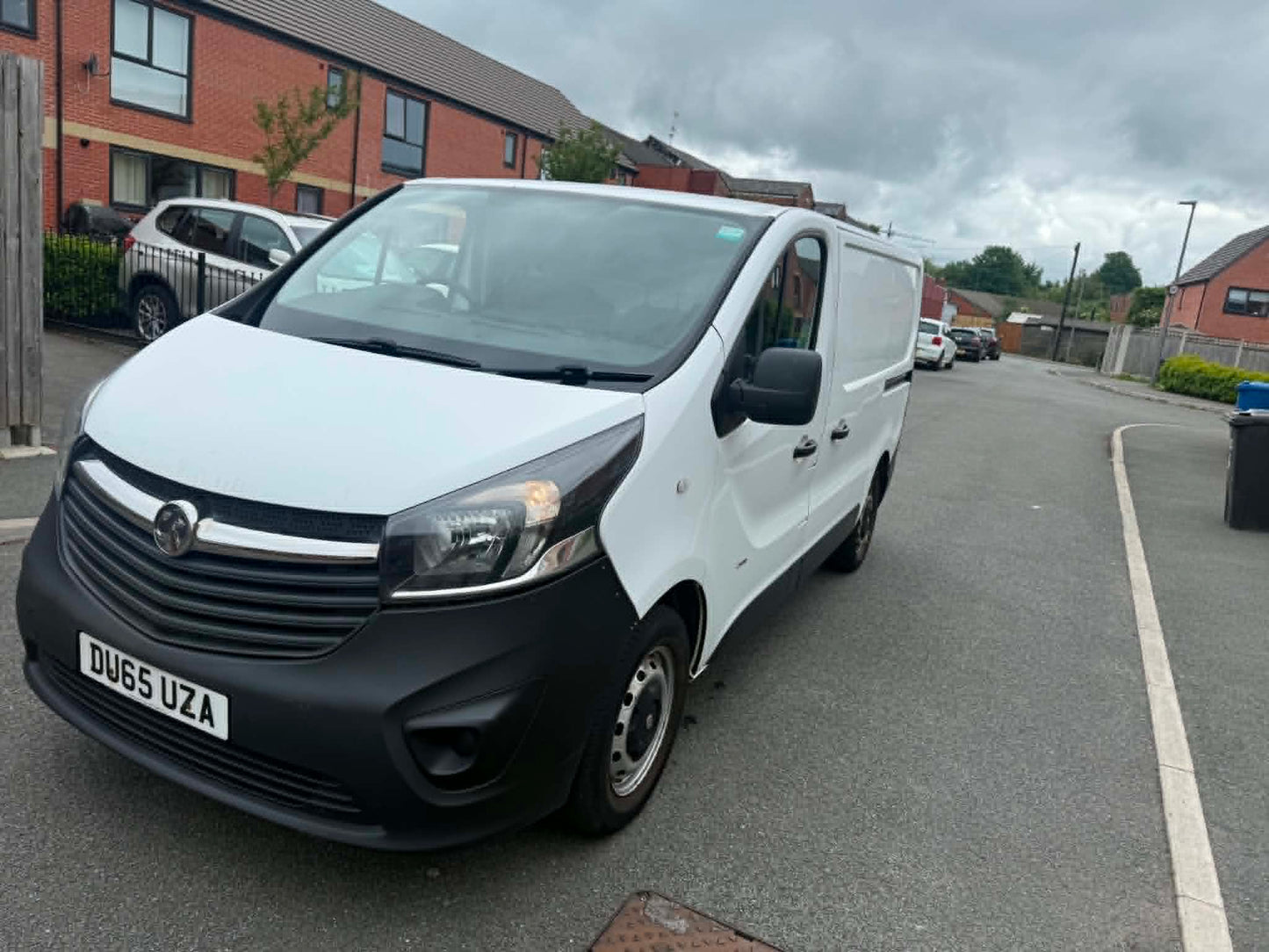 2015-VAUXHALL VIVARO