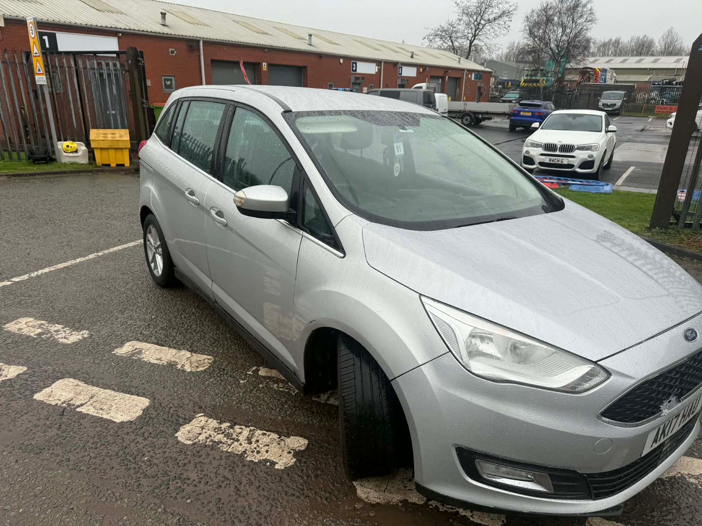 2017 - FORD C MAX 7 SEATER
