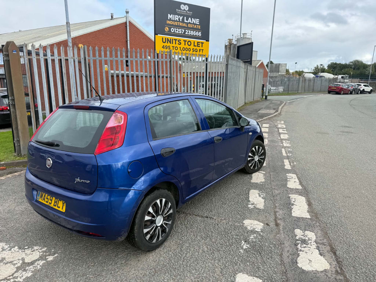 2009-FIAT PUNTO