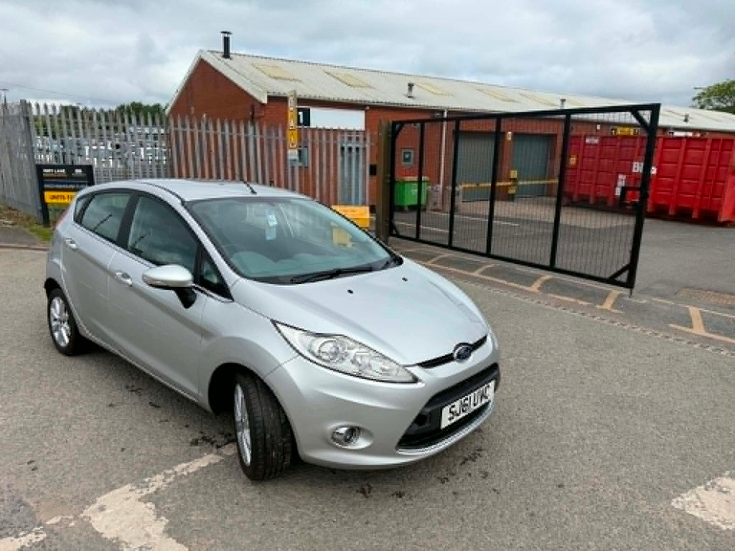 2011 - FORD FIESTA