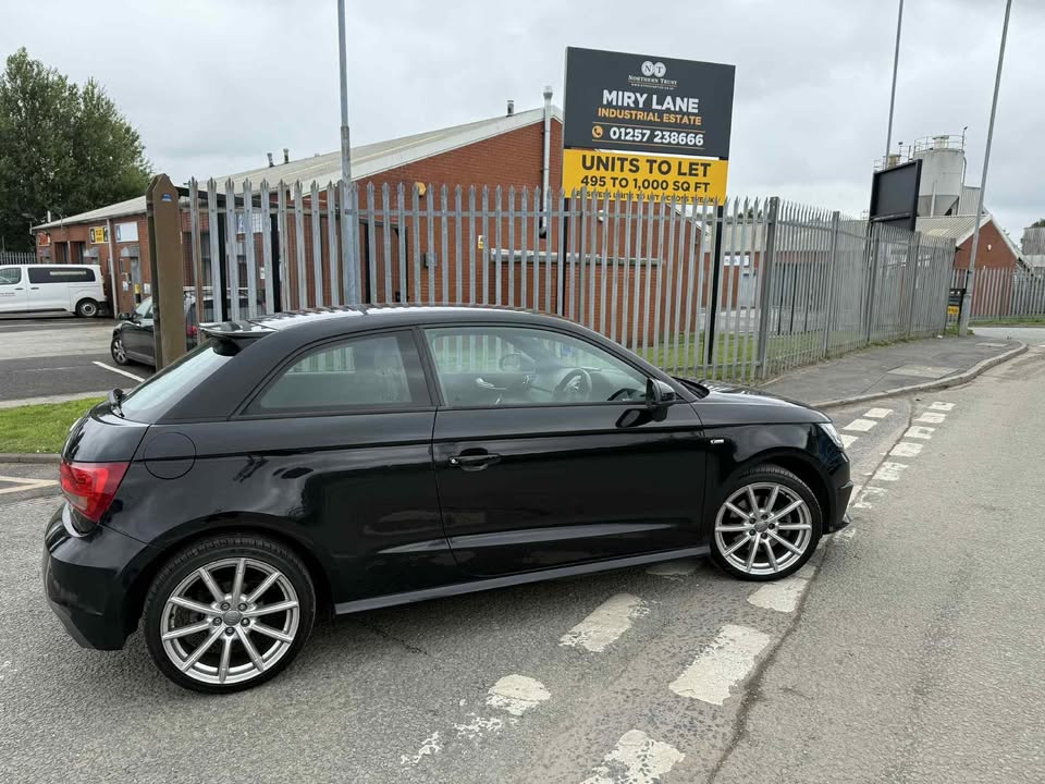 2016 - AUDI A1