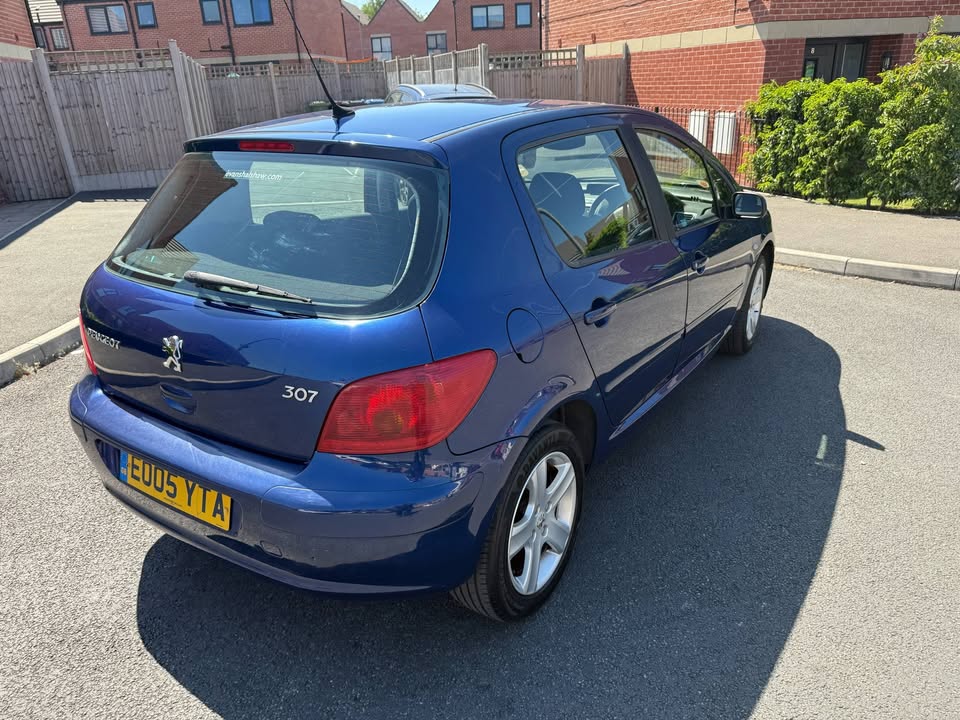 2005 -  PEUGEOT 307
