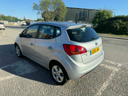 2010- KIA VENGA 2  LOW MILEAGE